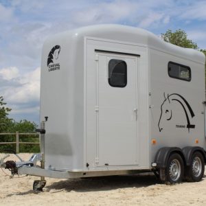 Van Cheval Liberté touring stallion gris vue côté gauche