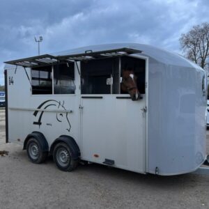 Maxi 4 LCM Le cheval mobile van cheval liberté Lure